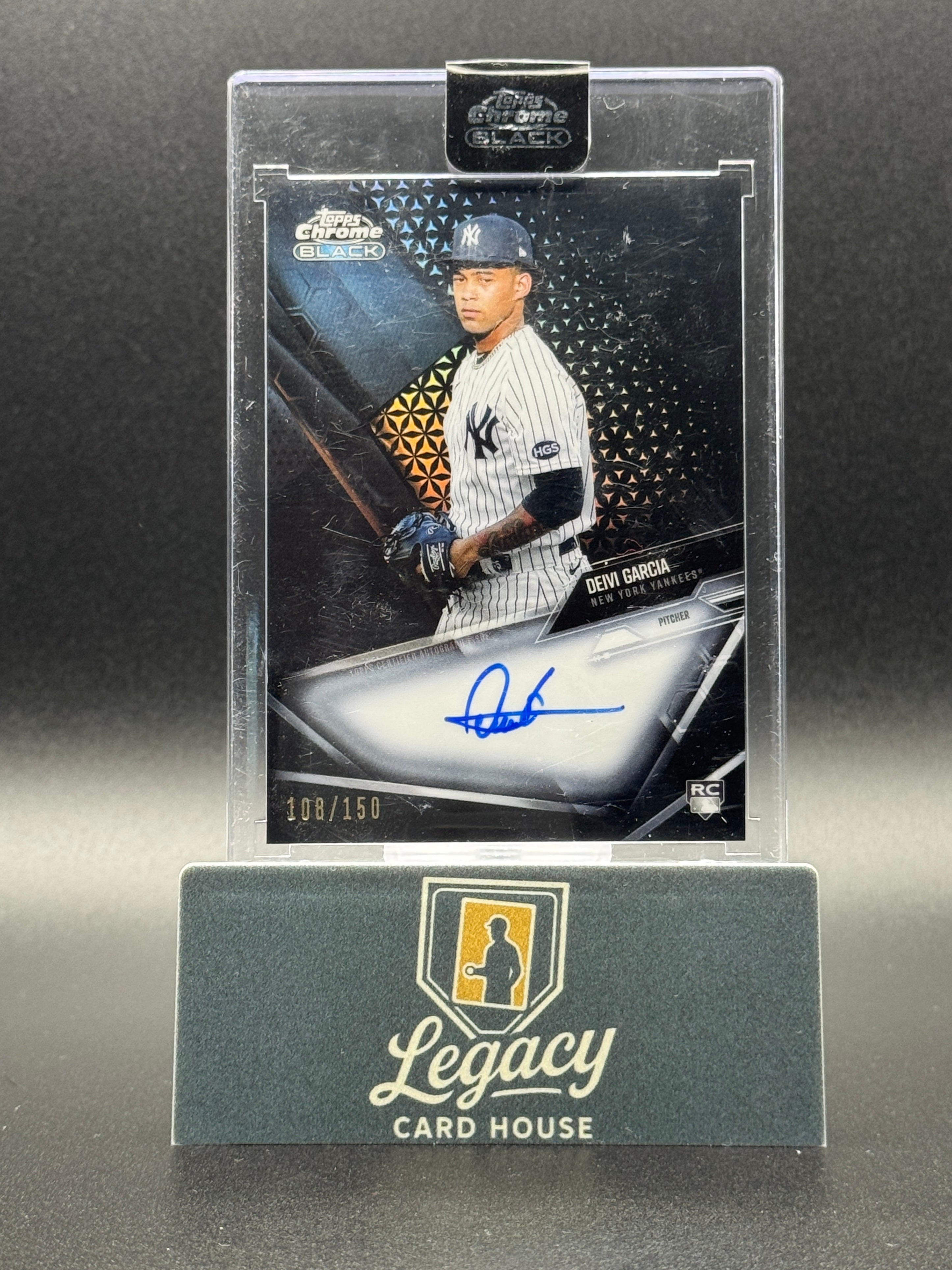 2021 Topps Chrome Black #CBA-DG Deivi Garcia Autographs Refractor #/150