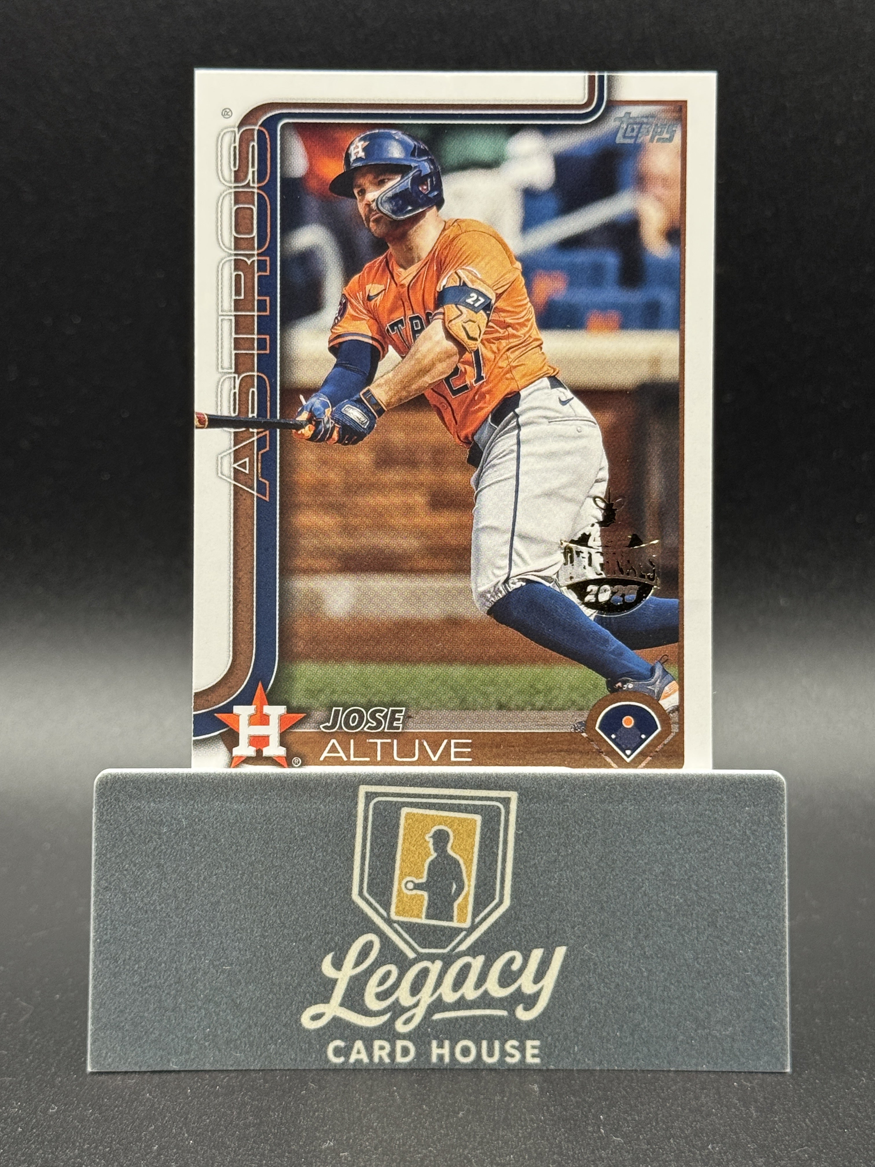 2025 Topps #260 Jose Altuve Holiday 2026 Holiday Buyback