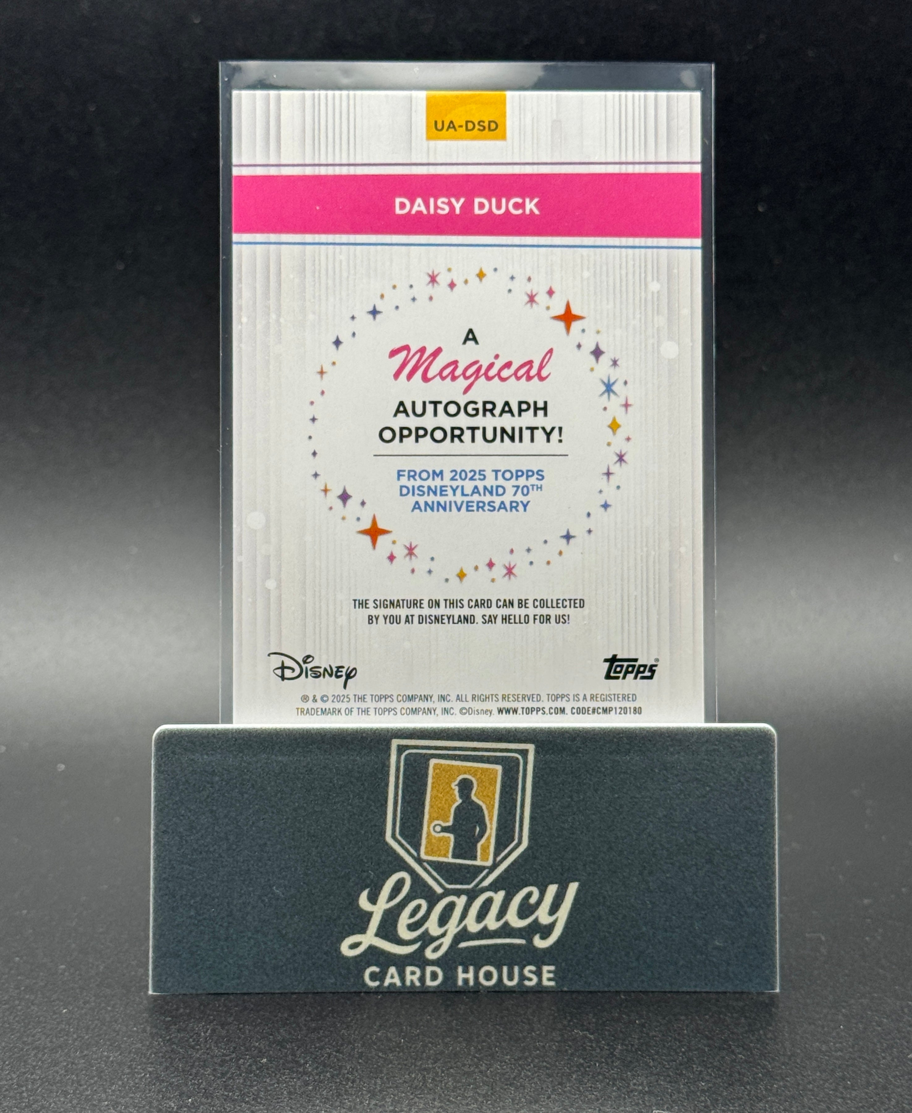 2025 Daisy Duck Autograph Topps Disneyland 70th Anniversary 12/50 Gold UA-DSD