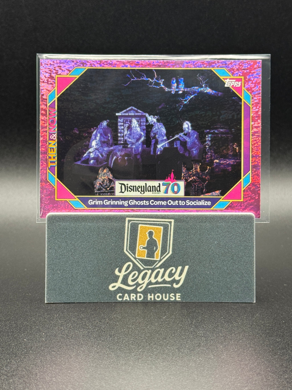 2025 Topps Disneyland 70th Anniv. Grim Grinning Ghosts Pink Shimmer Foil